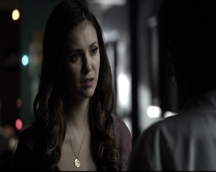 VampireDiariesWorld-dot-nl_6x10ChristmasThroughYourEyes1003.jpg