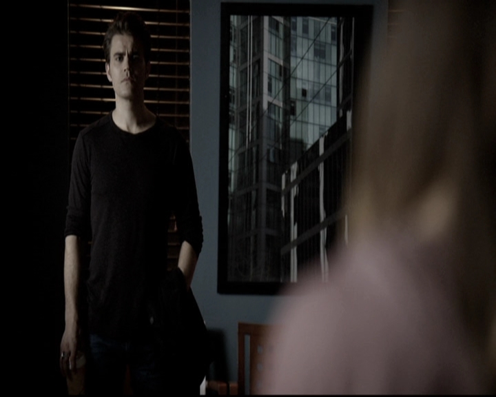 VampireDiariesWorld-dot-nl_6x10ChristmasThroughYourEyes1011.jpg