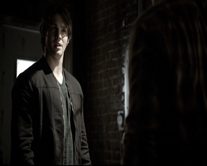 VampireDiariesWorld-dot-nl_6x10ChristmasThroughYourEyes1035.jpg
