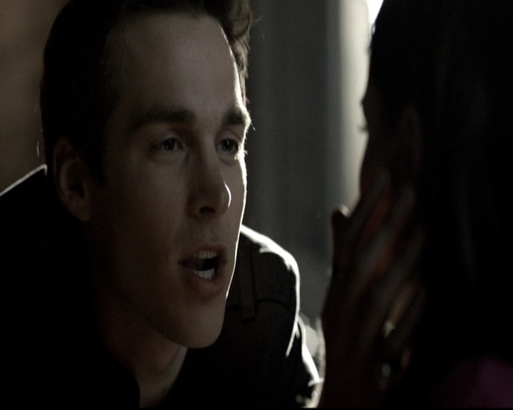 VampireDiariesWorld-dot-nl_6x10ChristmasThroughYourEyes1229.jpg