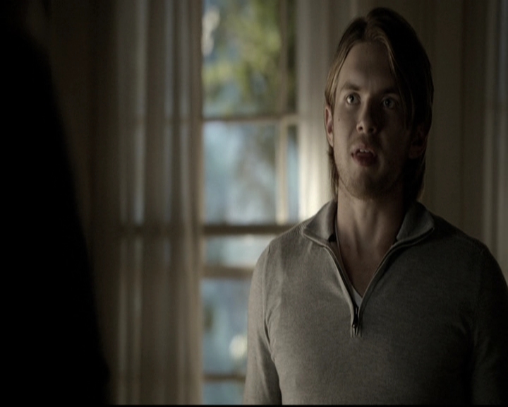 VampireDiariesWorld-dot-nl_6x10ChristmasThroughYourEyes1334.jpg