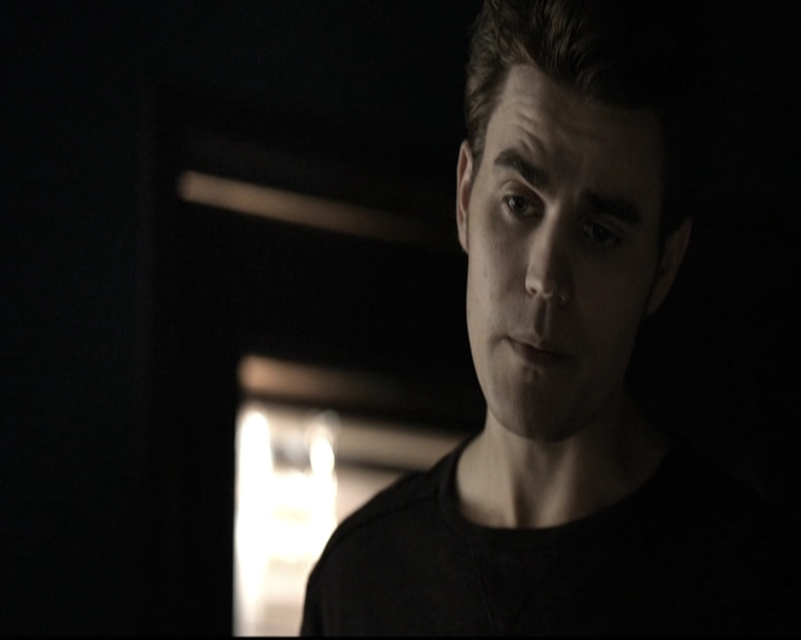 VampireDiariesWorld-dot-nl_6x10ChristmasThroughYourEyes1436.jpg