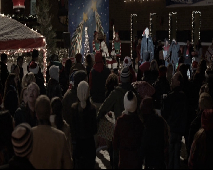 VampireDiariesWorld-dot-nl_6x10ChristmasThroughYourEyes1601.jpg