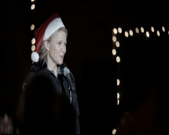 VampireDiariesWorld-dot-nl_6x10ChristmasThroughYourEyes1602.jpg