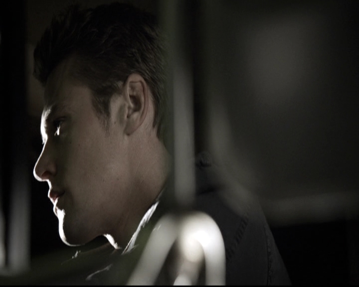 VampireDiariesWorld-dot-nl_6x10ChristmasThroughYourEyes1763.jpg