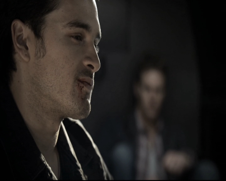 VampireDiariesWorld-dot-nl_6x10ChristmasThroughYourEyes1889.jpg