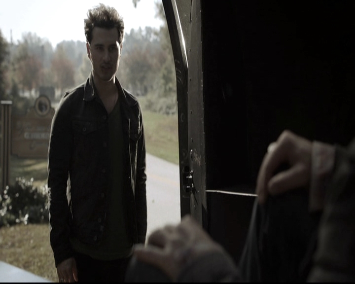 VampireDiariesWorld-dot-nl_6x10ChristmasThroughYourEyes1895.jpg VampireDiariesWorld-dot-nl_6x10ChristmasThroughYourEyes1895.jpg
