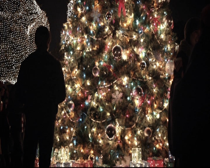 VampireDiariesWorld-dot-nl_6x10ChristmasThroughYourEyes2037.jpg
