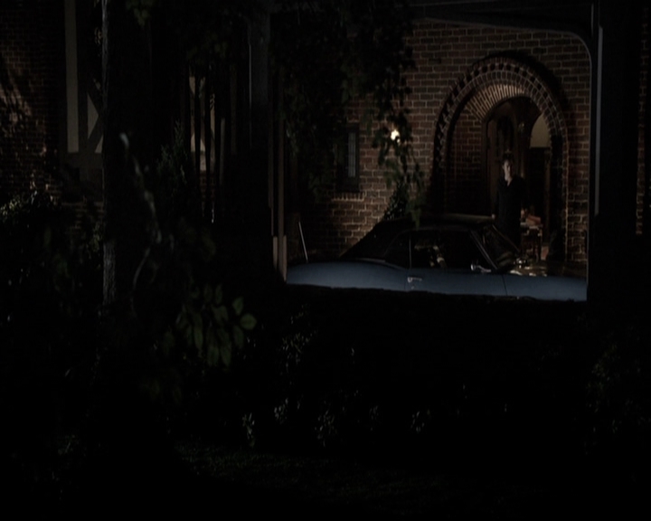 VampireDiariesWorld-dot-nl_6x10ChristmasThroughYourEyes2114.jpg