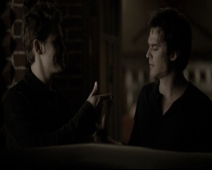 VampireDiariesWorld-dot-nl_6x10ChristmasThroughYourEyes2125.jpg