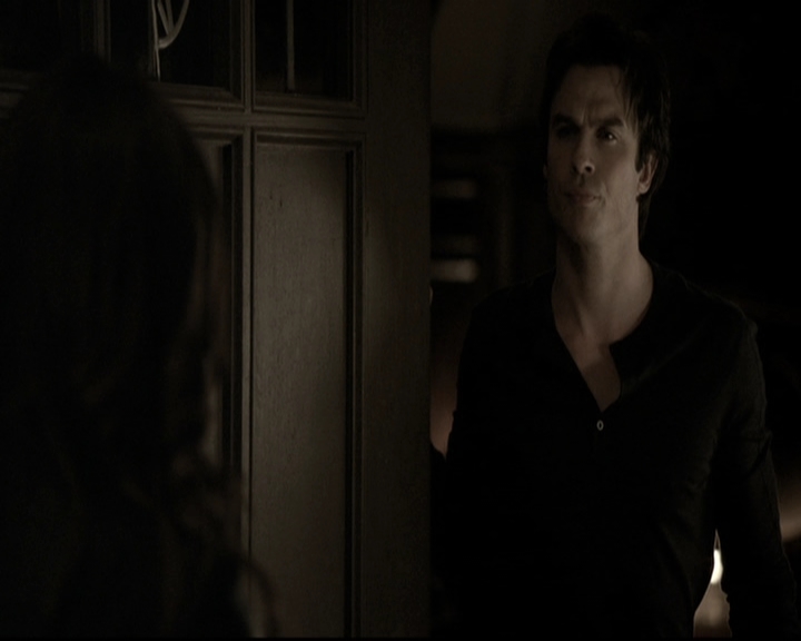 VampireDiariesWorld-dot-nl_6x10ChristmasThroughYourEyes2207.jpg