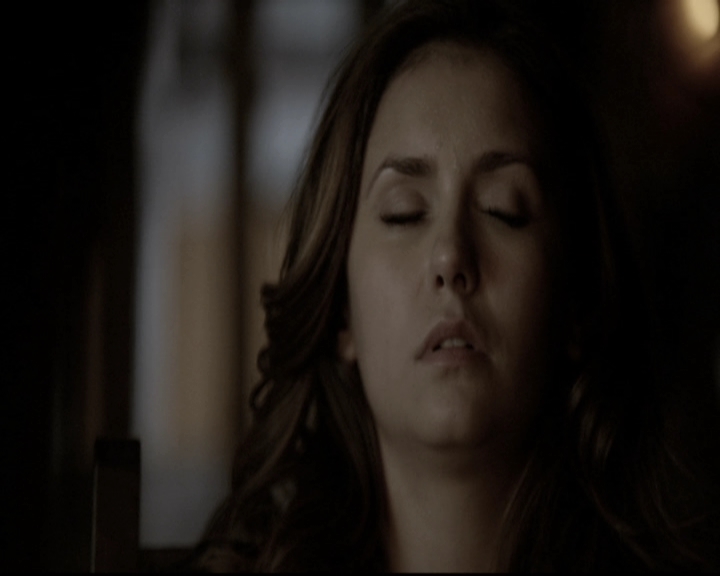 VampireDiariesWorld-dot-nl_6x11WokeUpWithAMonster0022.jpg