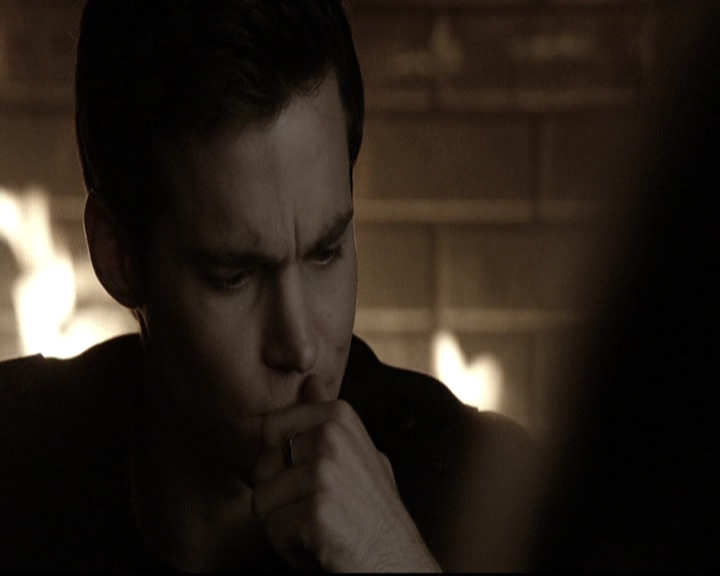 VampireDiariesWorld-dot-nl_6x11WokeUpWithAMonster0052.jpg