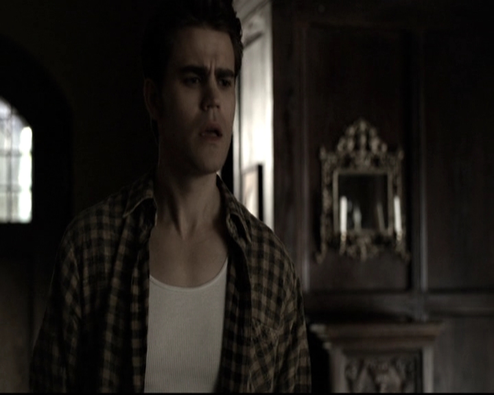 VampireDiariesWorld-dot-nl_6x11WokeUpWithAMonster0207.jpg
