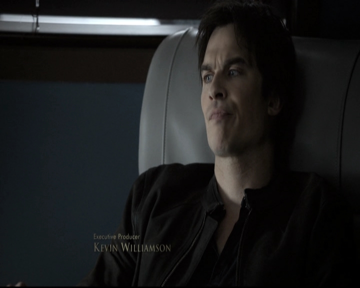 VampireDiariesWorld-dot-nl_6x11WokeUpWithAMonster0286.jpg