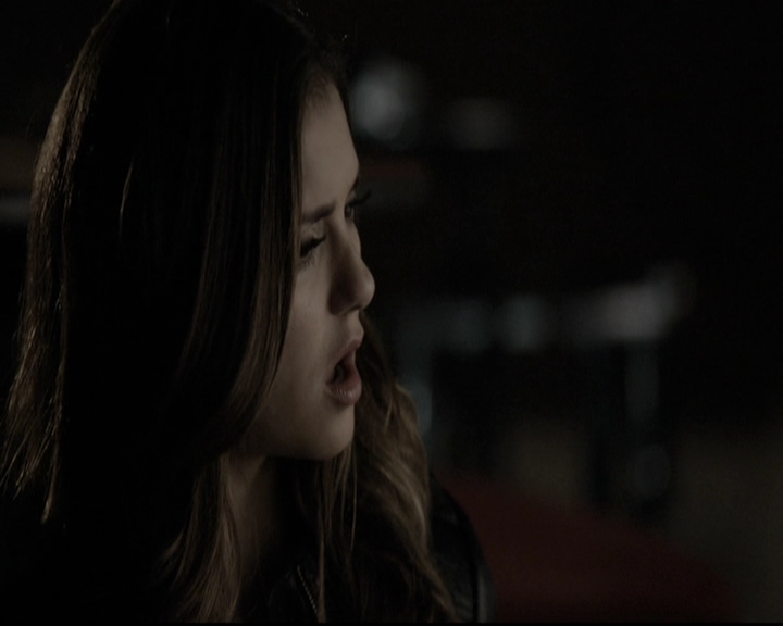 VampireDiariesWorld-dot-nl_6x11WokeUpWithAMonster0846.jpg