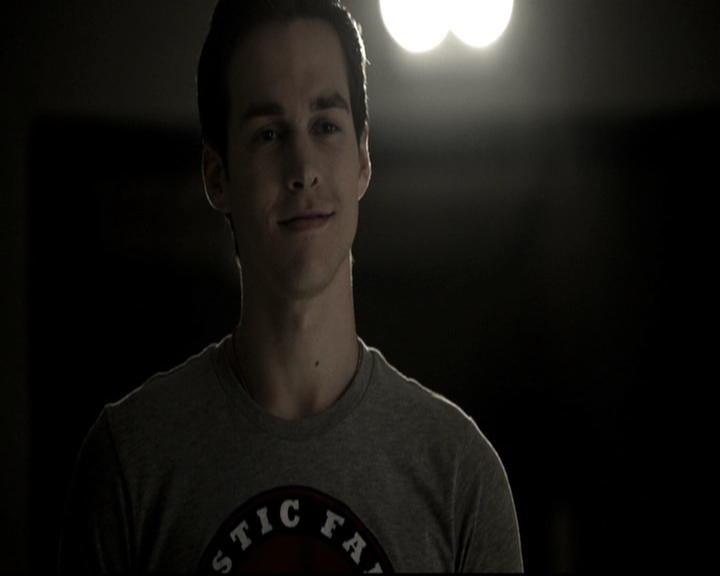 VampireDiariesWorld-dot-nl_6x11WokeUpWithAMonster1575.jpg VampireDiariesWorld-dot-nl_6x11WokeUpWithAMonster1575.jpg