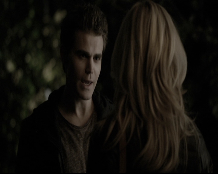 VampireDiariesWorld-dot-nl_6x11WokeUpWithAMonster2027.jpg