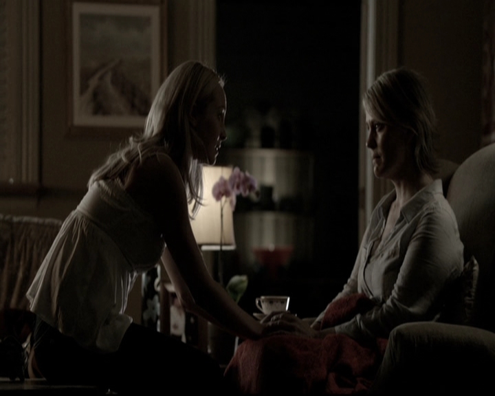 VampireDiariesWorld-dot-nl_6x11WokeUpWithAMonster2163.jpg