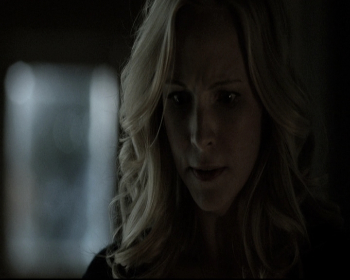 VampireDiariesWorld-dot-nl_6x12PrayerForTheDying0086.jpg