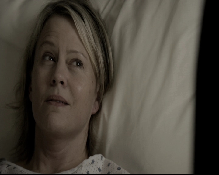 VampireDiariesWorld-dot-nl_6x12PrayerForTheDying0776.jpg