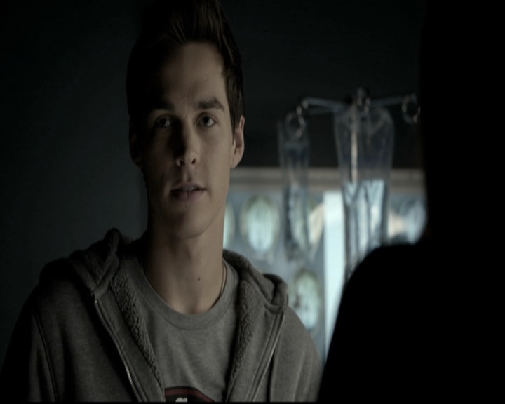 VampireDiariesWorld-dot-nl_6x12PrayerForTheDying1260.jpg