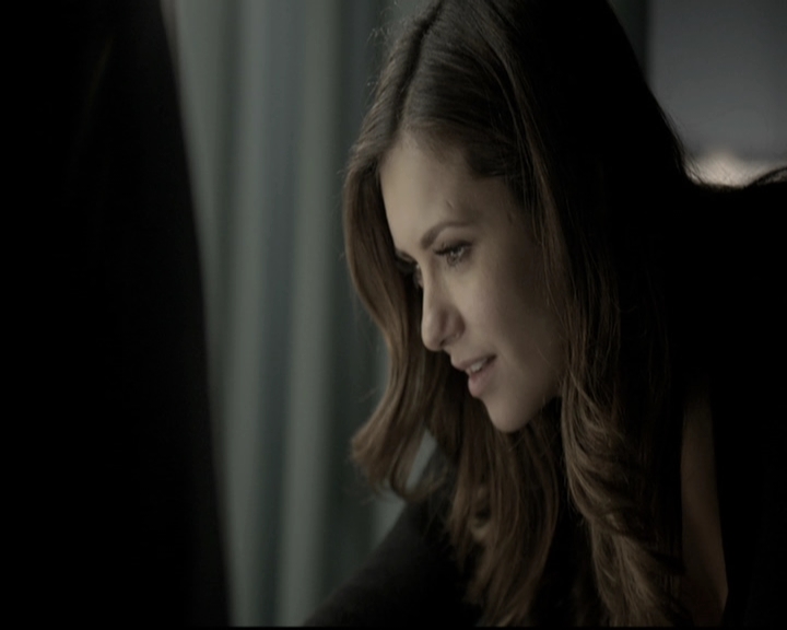 VampireDiariesWorld-dot-nl_6x12PrayerForTheDying1340.jpg