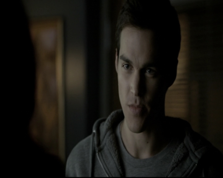 VampireDiariesWorld-dot-nl_6x12PrayerForTheDying1392.jpg