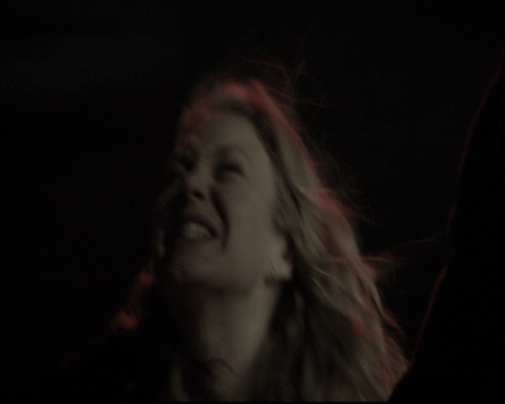 VampireDiariesWorld-dot-nl_6x12PrayerForTheDying1457.jpg