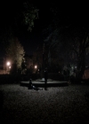 VampireDiariesWorld-dot-nl_6x12PrayerForTheDying2261.jpg