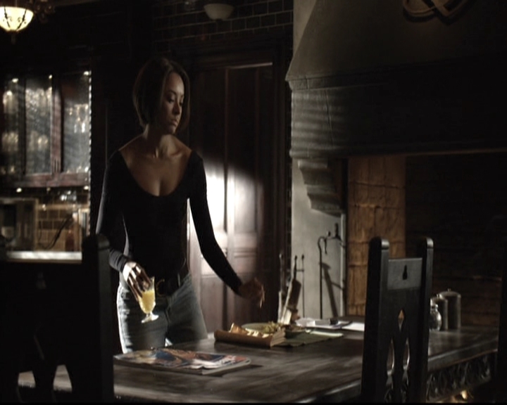 VampireDiariesWorld-dot-nl_6x13TheDayITriedTLive0016.jpg
