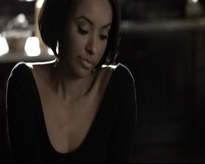 VampireDiariesWorld-dot-nl_6x13TheDayITriedTLive0022.jpg