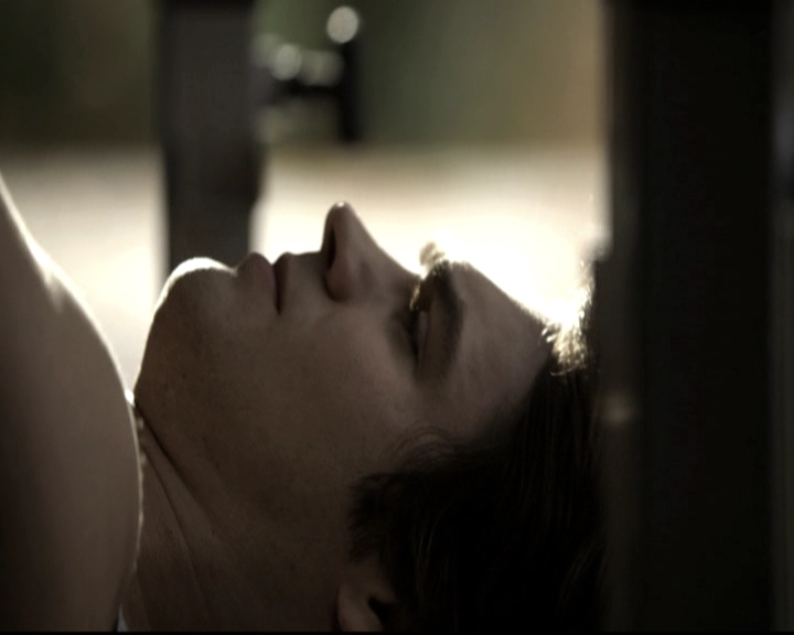 VampireDiariesWorld-dot-nl_6x13TheDayITriedTLive0045.jpg