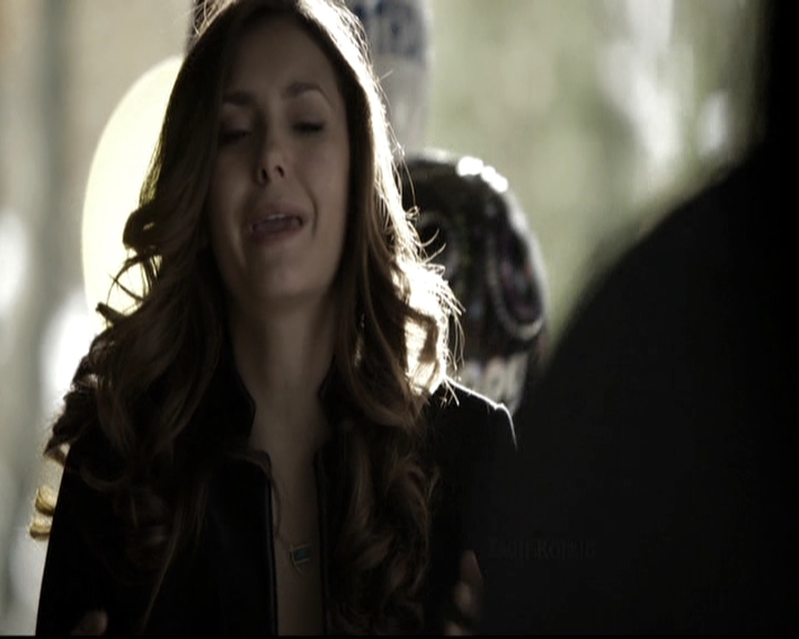 VampireDiariesWorld-dot-nl_6x13TheDayITriedTLive0081.jpg