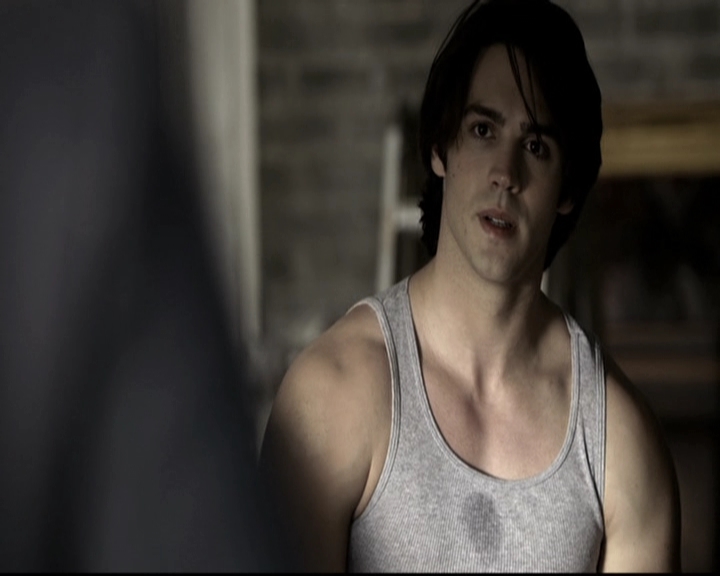 VampireDiariesWorld-dot-nl_6x13TheDayITriedTLive0087.jpg