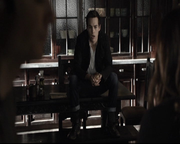 VampireDiariesWorld-dot-nl_6x13TheDayITriedTLive0275.jpg