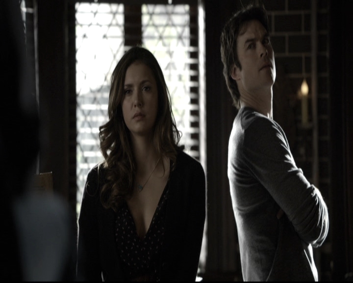 VampireDiariesWorld-dot-nl_6x13TheDayITriedTLive0332.jpg