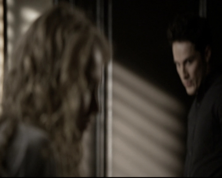 VampireDiariesWorld-dot-nl_6x13TheDayITriedTLive0474.jpg