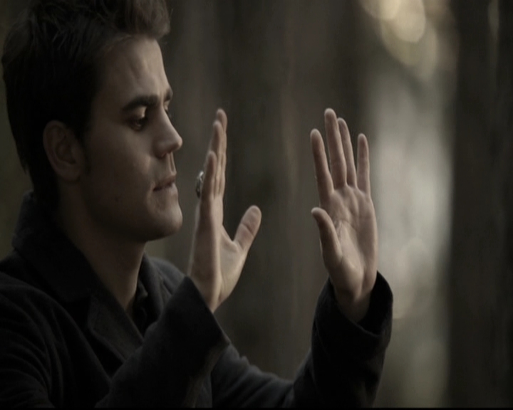 VampireDiariesWorld-dot-nl_6x13TheDayITriedTLive0620.jpg