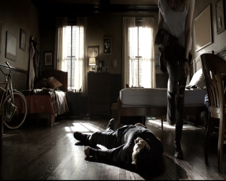 VampireDiariesWorld-dot-nl_6x13TheDayITriedTLive0789.jpg