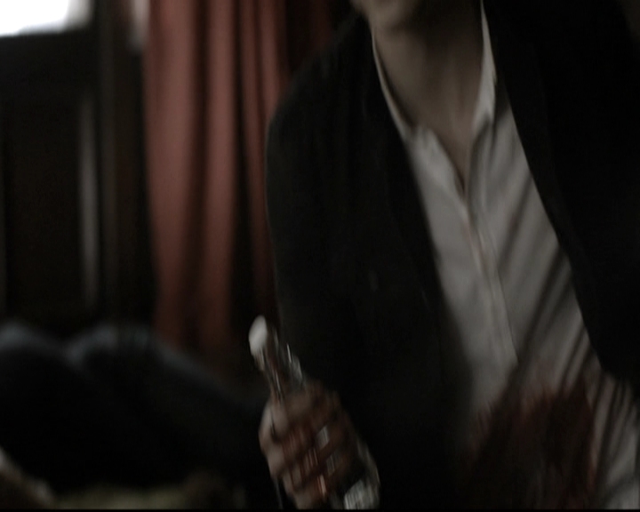 VampireDiariesWorld-dot-nl_6x13TheDayITriedTLive1392.jpg
