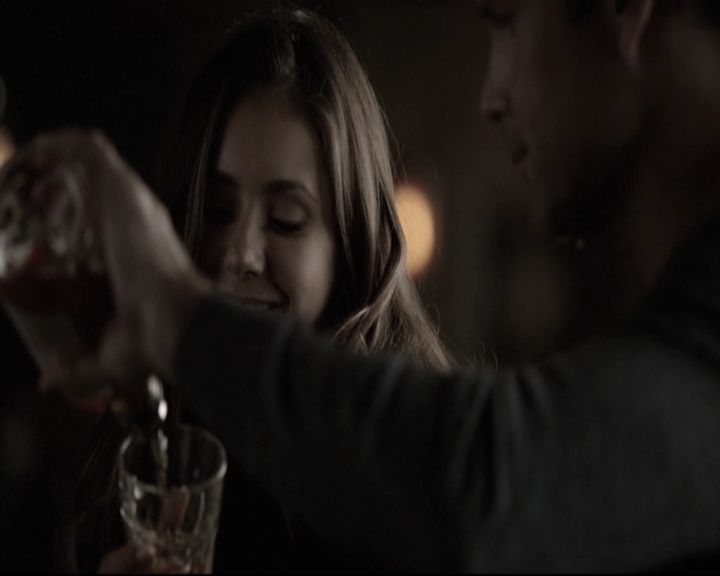 VampireDiariesWorld-dot-nl_6x14Stay-deletedscenes0019.jpg