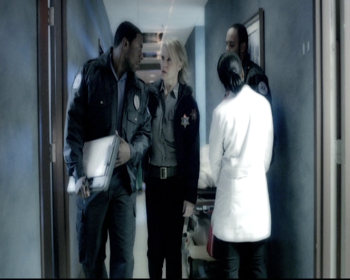 VampireDiariesWorld-dot-nl_6x14Stay0039.jpg