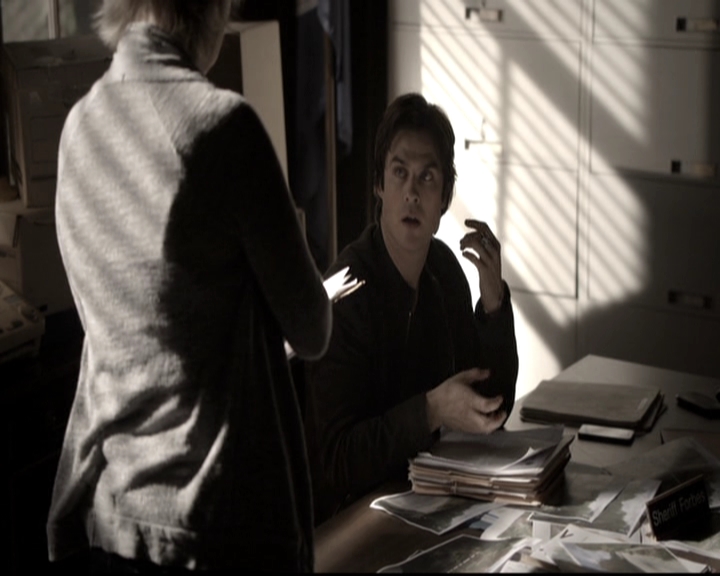 VampireDiariesWorld-dot-nl_6x14Stay0654.jpg