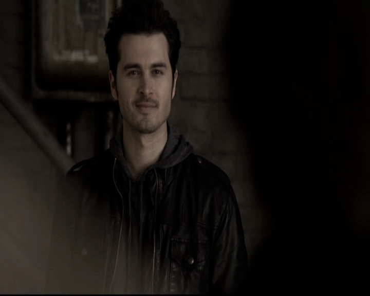 VampireDiariesWorld-dot-nl_6x14Stay0861.jpg