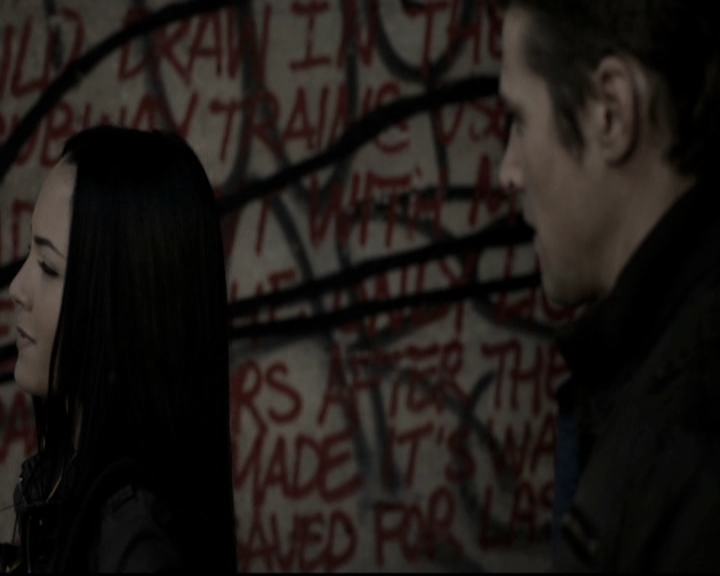VampireDiariesWorld-dot-nl_6x14Stay1130.jpg