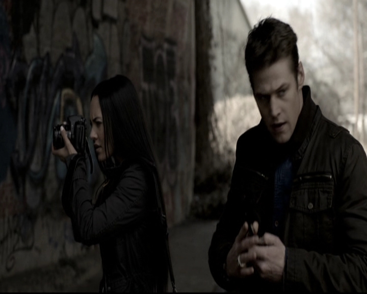 VampireDiariesWorld-dot-nl_6x14Stay1143.jpg