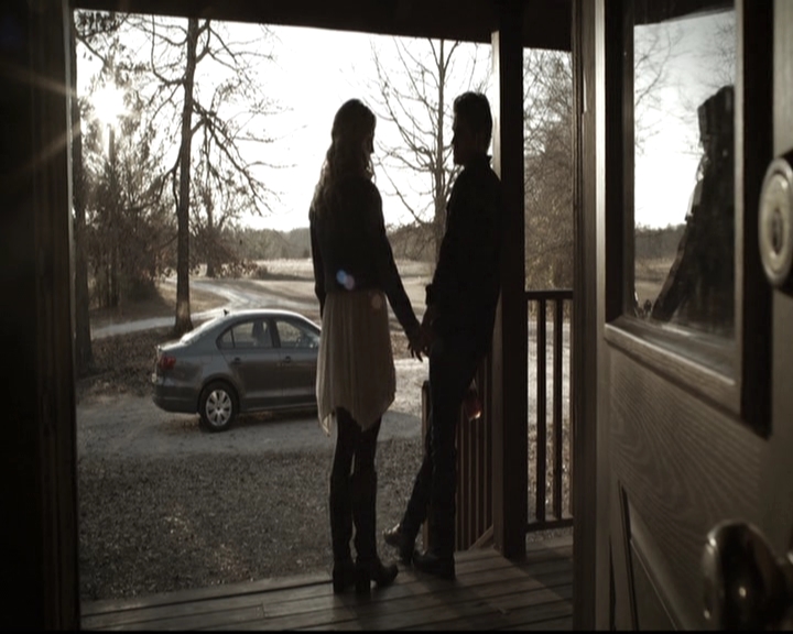 VampireDiariesWorld-dot-nl_6x14Stay1228.jpg