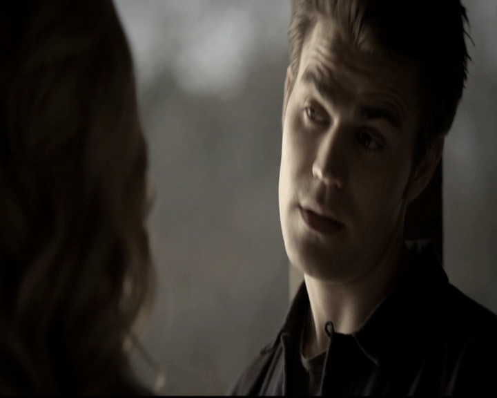 VampireDiariesWorld-dot-nl_6x14Stay1234.jpg