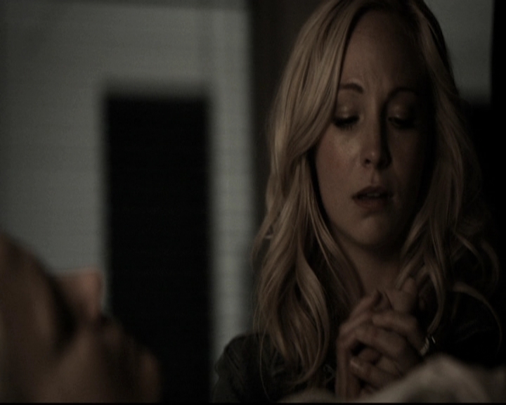 VampireDiariesWorld-dot-nl_6x14Stay2165.jpg